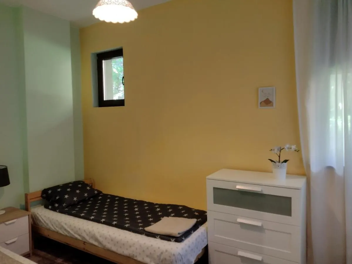 Central Charming Home With Garden Near Parking And Ndk Σόφια