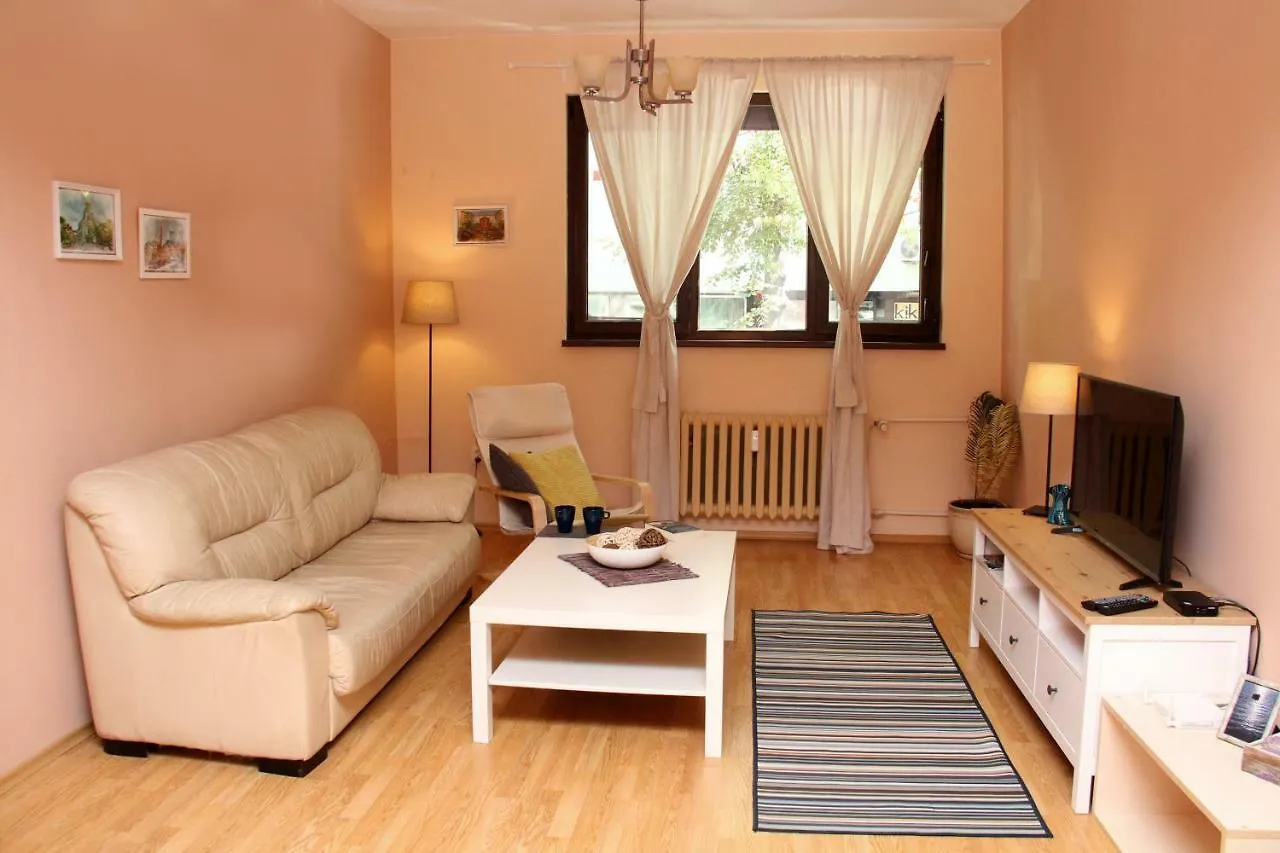Central Charming Home With Garden Near Parking And Ndk Σόφια 0*,  Βουλγαρία